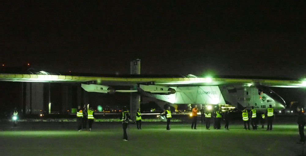 Upon arrival the Solar Impulse was wheeled into place in-front of a crowd of about 400+ invited guests, and about 50 Media. The Media/press was in front, where we were taking pictures and conducting interviews.