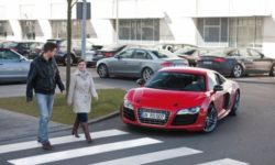 Audi e-tron electric car sound