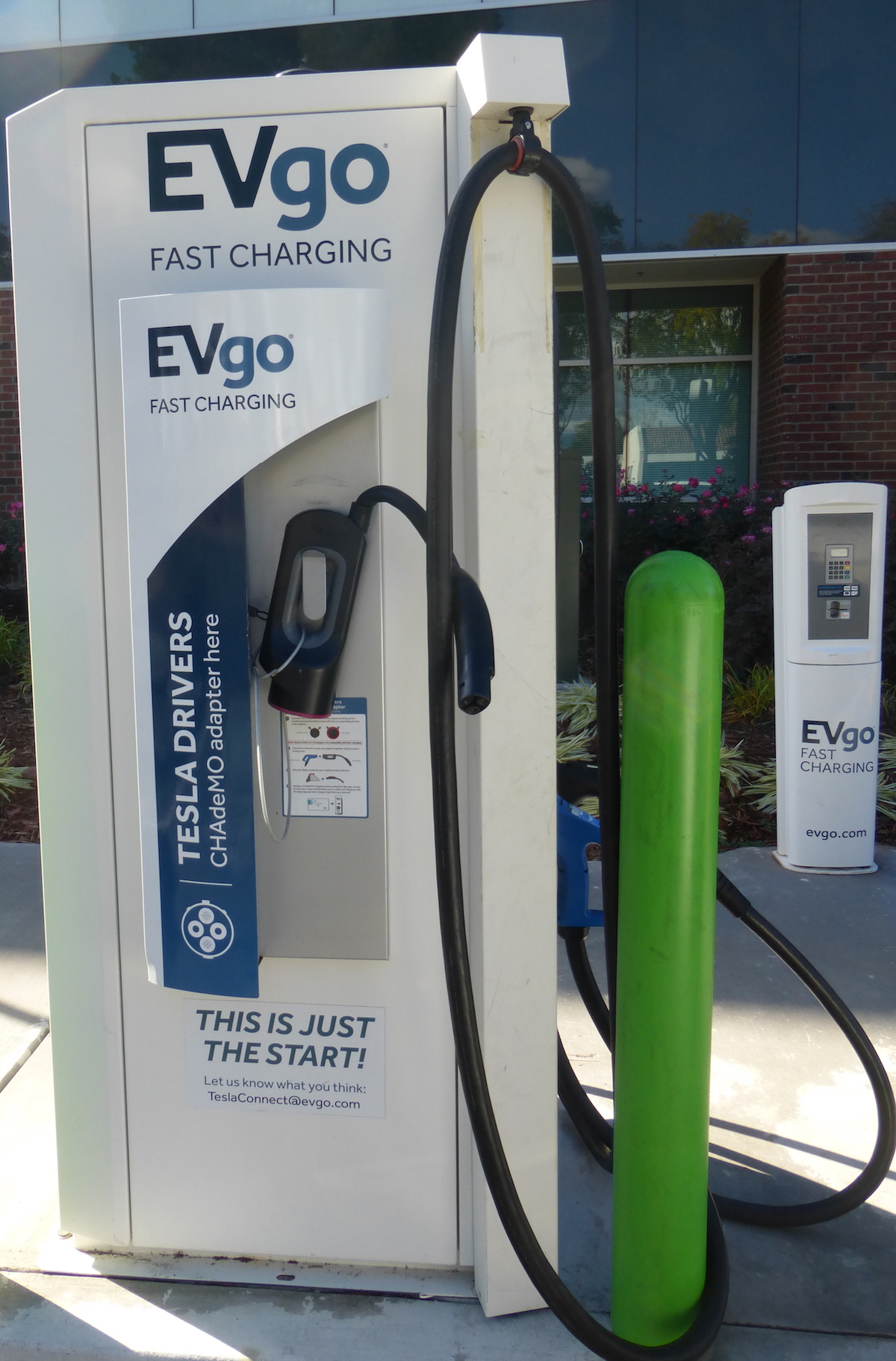 evgo offers chademo fast charging to tesla owners update